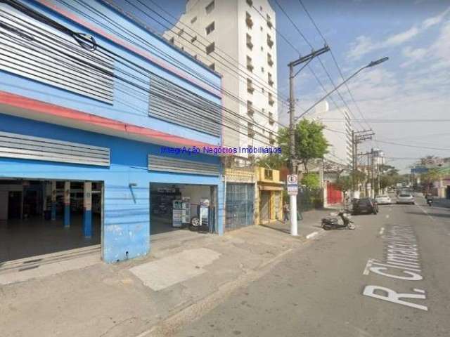 Prédio Comercial 250m², 03 banheiros.  Excelente localização entre as Ruas Dona Ana Néri, Independência e Largo do Cambuci.