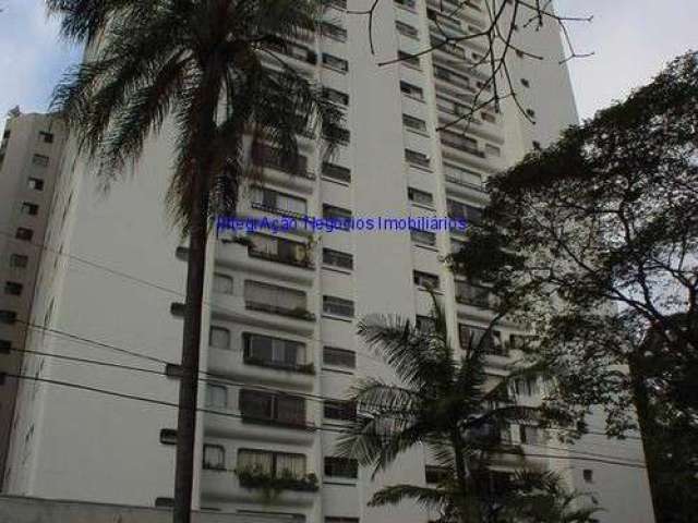 Apartamento 115m², 03 dormitórios (sendo 01 suíte), 04 banheiros e 01 vaga na garagem.  Condomínio com portaria, segurança 24hrs, salão de festa,