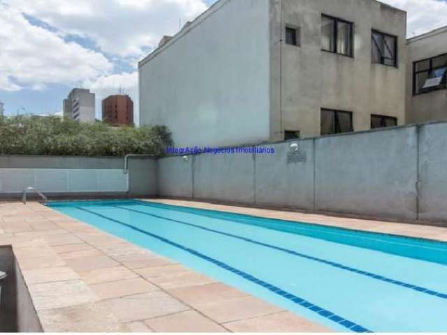 Apartamento 29m², 01 dormitório, 01 banheiro e 01 vaga na garagem.  Condomínio com portaria, segurança 24hrs, piscina, sauna, sala de ginástica.