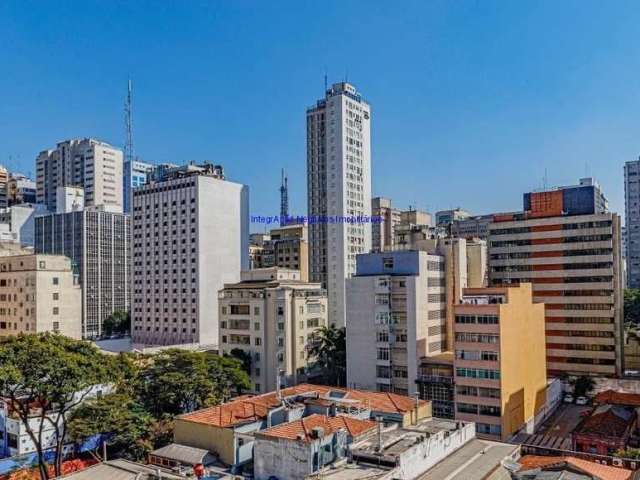 Apartamento 118,14m², 03 dormitórios (sendo 01 suíte), 03 banheiros e 01 vaga na garagem.  Condomínio com portaria 24hrs e salão de festa.