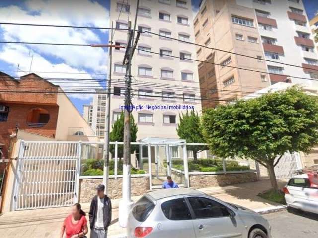 Apartamento 62m², 02 dormitórios, 01 banheiro e 01 vaga na garagem.  Condomínio com portaria, segurança 24hrs e salão de festa.