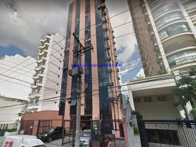 Conjunto Comercial 35m², 01 banheiro e 01 vaga na garagem.  Condomínio com recepção e segurança 24hrs.  Excelente localização á 9 minutos andando para