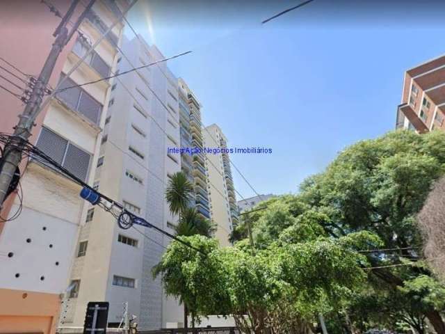 Apartamento 44m², 01 dormitório (sendo suíte), 01 banheiro e 01 vaga na garagem.   Condomínio com portaria 24hrs.   Excelente localização.