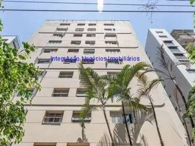 Apartamento 151m², 03 dormitórios (sendo 01 suíte), 04 banheiros e 01 vaga na garagem.  Condomínio com Segurança, Portaria e Área Verde.