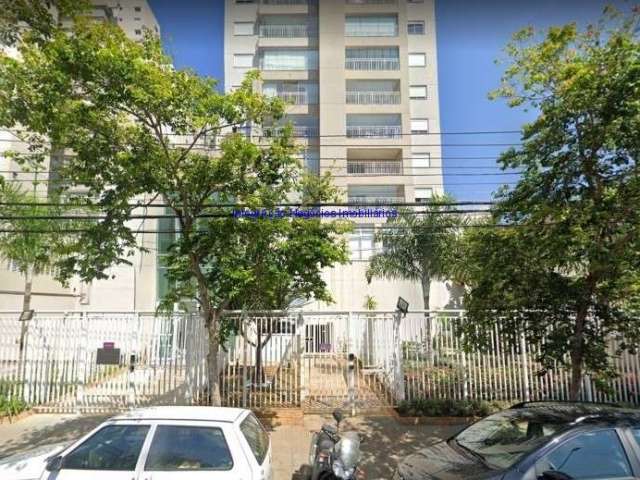 Apartamento 45m², 01 dormitório e 01 banheiro.  Condomínio com portaria, segurança 24hrs, piscina, salão de festa e academia.  Excelente localização