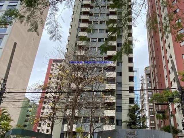 Apartamento 42m², 01 dormitório, 01 banheiro e 01 vaga na garagem.  Condomínio com portaria 24hrs, piscina, salão de festa, academia, sauna e quadra