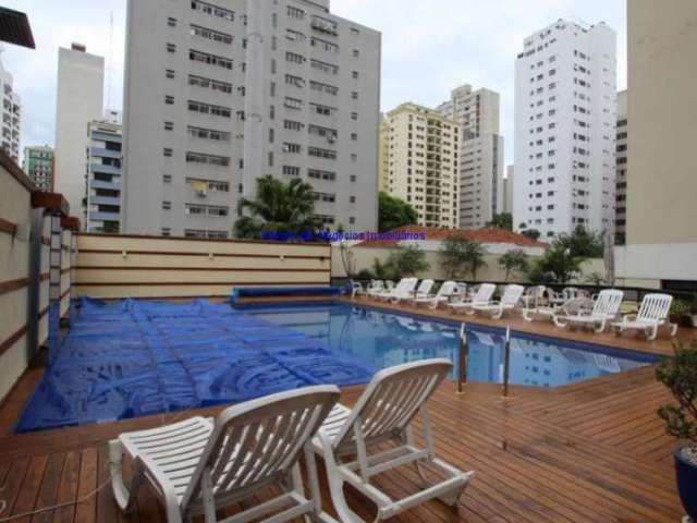 Apartamento 54m², 1 dormitório (planta original com 2 dormitórios), 2 banheiros e 2 vagas de garagem. No momento tem 1 suíte,