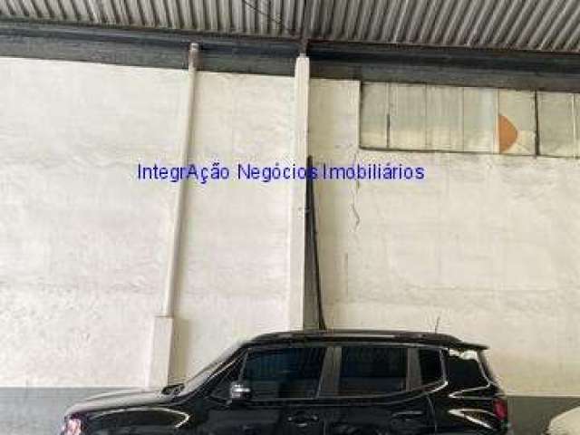 Galpão 393m², 02 escritórios, 02 banheiros e 37 vagas na garagem.   Excelente localização á 9 minutos andando para a estação do metrô Santa Cecília;