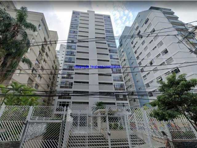 Apartamento 176m², 03 dormitórios (sendo 01 suíte), 03 banheiros e 01 vaga na garagem.  Condomínio com Academia, Quadra, Playground, Salão de Festas .