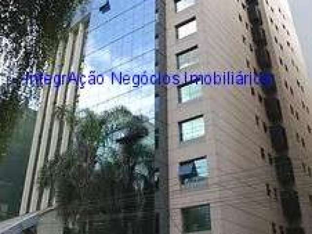 Conjunto Comercial 160m², 03 banheiros e 02 vagas de garagem.  Condomínio com portaria e recepção.  Excelente localização