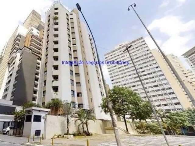 Apartamento 35m², 01 dormitório, 01 banheiro e 01 vaga.  Condomínio com portaria, segurança, piscina, churrasqueira, sauna e salão de festa.