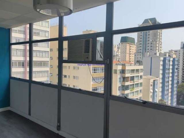 Conjunto Comercial 108m², 04 salas, 04 banheiros e 02 vagas na garagem.  Condomínio com recepção e segurança.  Excelente localização