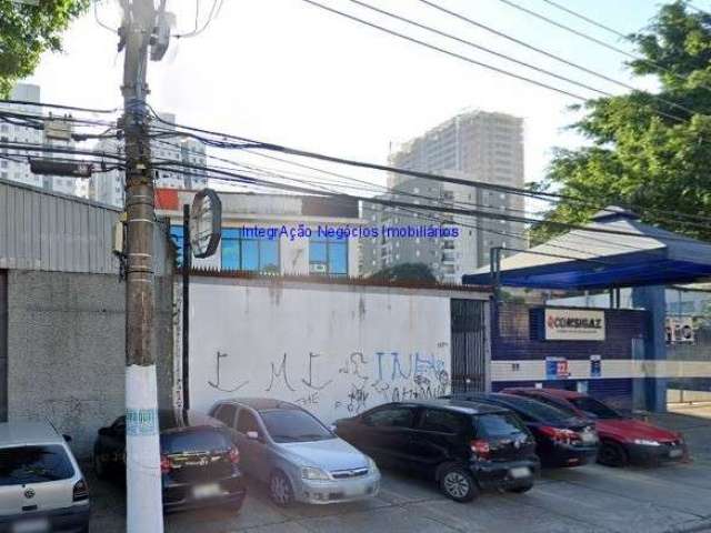 Predio Comercial 1.000m² e 04 banheiros.  Excelente localização entre a Rua Jose Pereira de Araujo e Avenida Elisio Teixeira Leite.