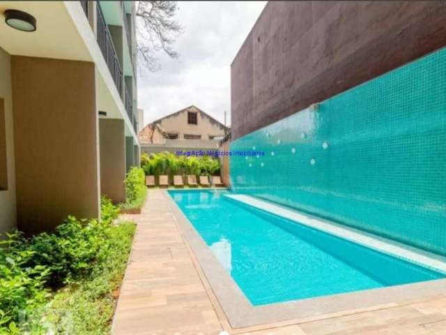 Apartamento Studio 26m², 01 dormitório e 01 banheiro.  Condomínio com portaria, segurança 24hrs, piscina, salão de festa, churrasqueira, jardim,