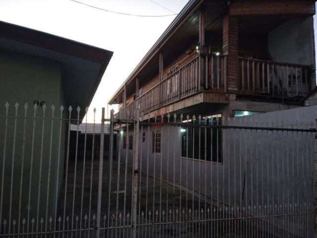 Casa com 7 quartos à venda na Rua André Perbiche, 96, Borda do Campo, São José dos Pinhais, 135 m2 por R$ 650.000