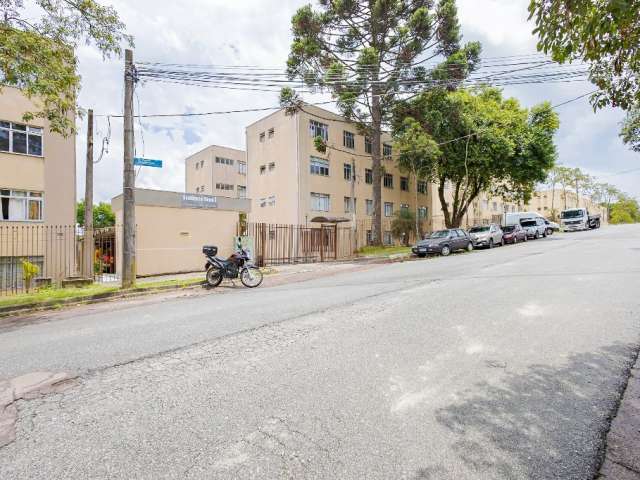 Apartamento com 3 quartos, 1 vaga descoberta, Tingui - Curitiba