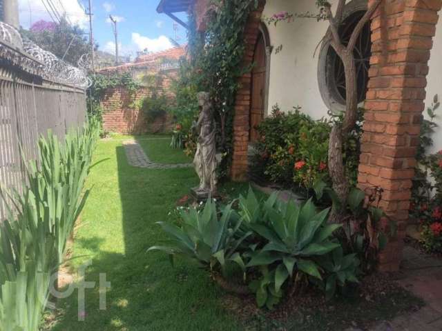 Casa com 5 quartos à venda na Rua Itapemirim, 250, Serra, Belo Horizonte por R$ 1.100.000