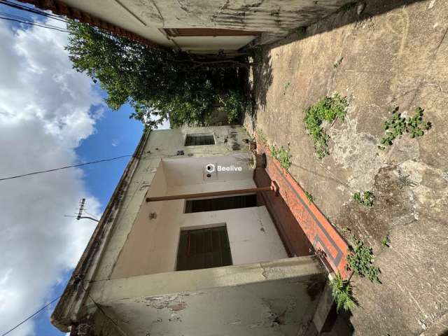 Casa com 4 quartos à venda no Jardim Montanhês, Belo Horizonte  por R$ 550.000