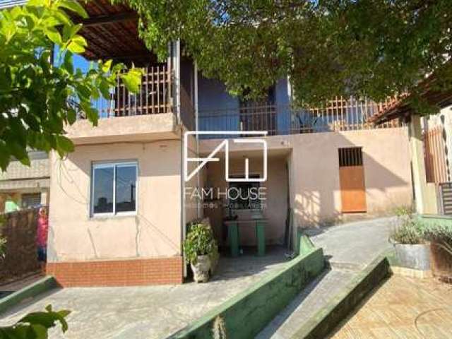 Casa com 6 quartos à venda na Penha, Belo Horizonte  por R$ 750.000