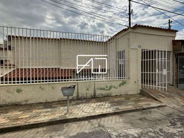 Casa com 3 quartos à venda na Caiçara-Adelaide, Belo Horizonte  por R$ 599.000