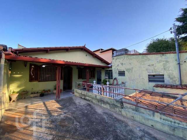 Casa com 3 quartos à venda no Alípio de Melo, Belo Horizonte  por R$ 630.000