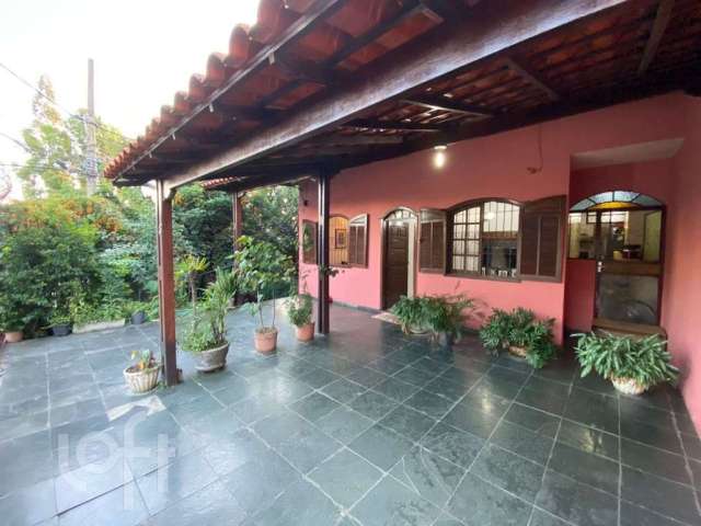 Casa com 3 quartos à venda no Alípio de Melo, Belo Horizonte  por R$ 680.000