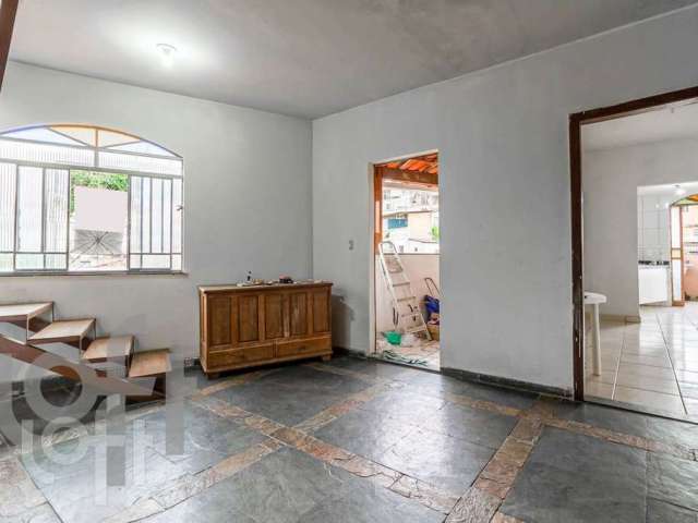 Apartamento com 4 quartos à venda no Concórdia, Belo Horizonte  por R$ 450.000