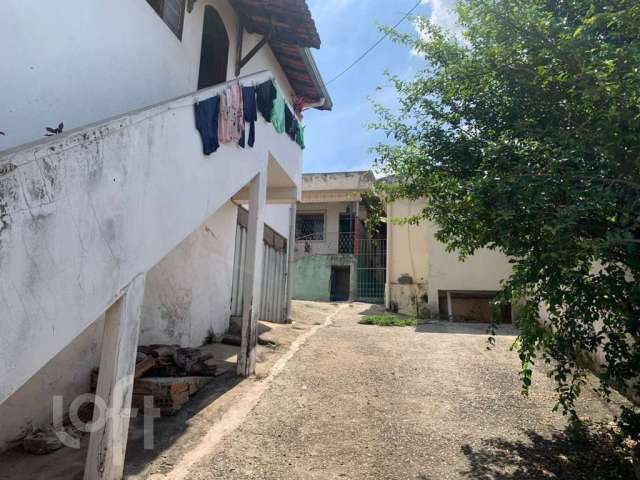 Casa com 3 quartos à venda no Alípio de Melo, Belo Horizonte  por R$ 750.000