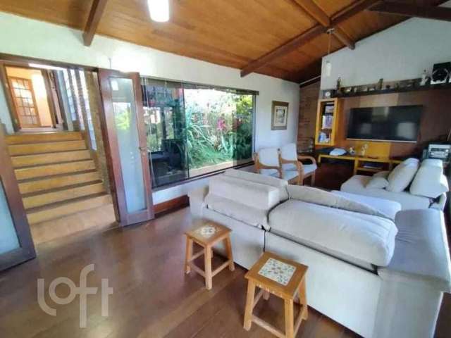 Casa com 4 quartos à venda no Havaí, Belo Horizonte  por R$ 850.000