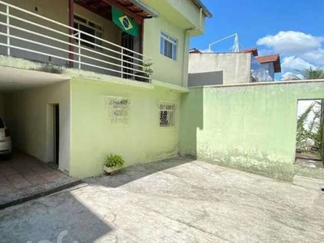 Casa com 5 quartos à venda no Barreiro, Belo Horizonte  por R$ 700.000