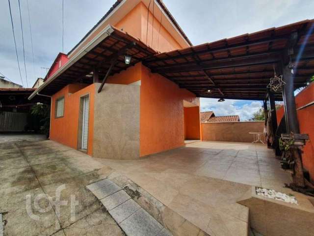 Casa com 3 quartos à venda no Havaí, Belo Horizonte  por R$ 589.000