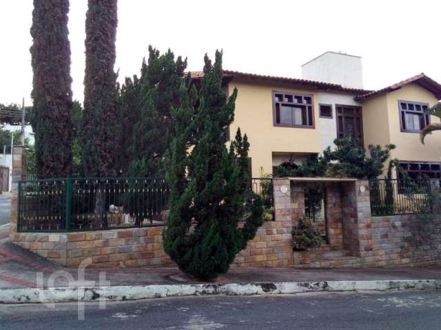 Casa em condomínio fechado com 4 quartos à venda no Planalto, Belo Horizonte  por R$ 2.500.000