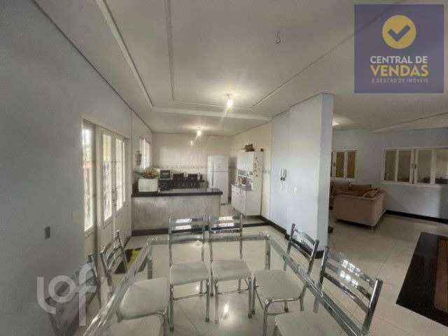 Casa com 4 quartos à venda no Planalto, Belo Horizonte  por R$ 800.000