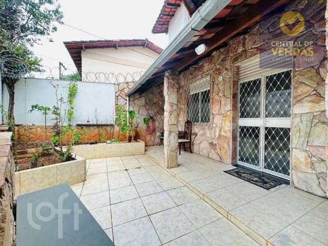 Casa com 3 quartos à venda na Santa Mônica, Belo Horizonte  por R$ 650.000