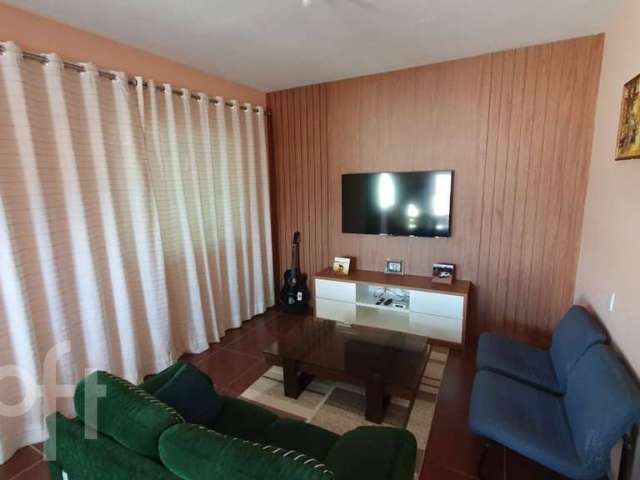 Casa com 3 quartos à venda no Diamante, Belo Horizonte  por R$ 900.000