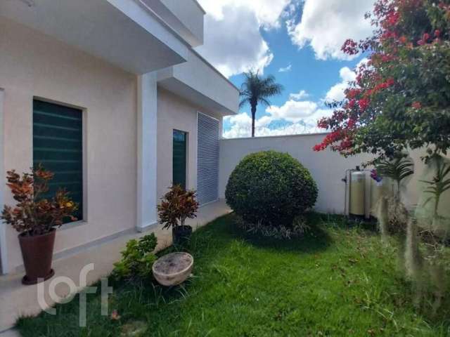 Casa com 4 quartos à venda em Porta Do Sol, Lagoa Santa  por R$ 850.000