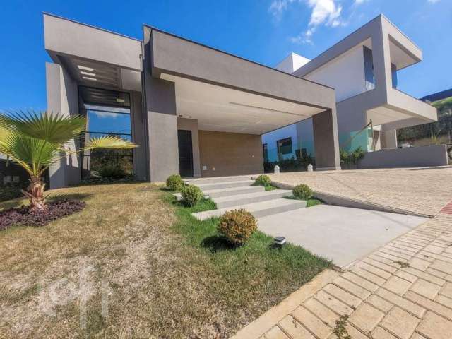 Casa em condomínio fechado com 4 quartos à venda em Gran Royalle, Lagoa Santa  por R$ 1.950.000