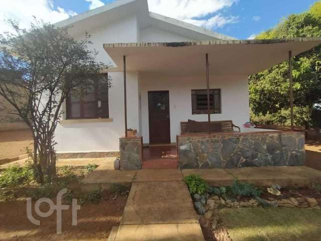 Casa com 3 quartos à venda no Centro, Lagoa Santa  por R$ 1.200.000