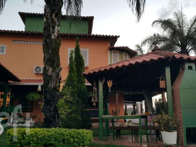 Casa em condomínio fechado com 4 quartos à venda no Vereda das Gerais, Nova Lima  por R$ 1.990.000