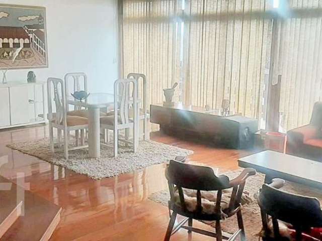 Casa com 4 quartos à venda no Comiteco, Belo Horizonte  por R$ 2.400.000