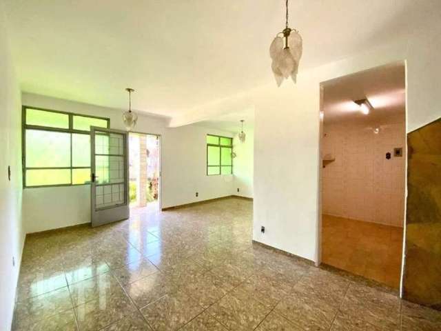 Casa com 4 quartos à venda no Alípio de Melo, Belo Horizonte  por R$ 640.000