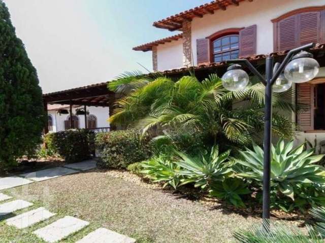 Casa com 5 quartos à venda em São Luiz, Belo Horizonte  por R$ 4.000.000