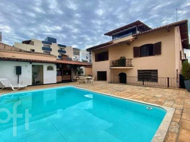 Casa com 5 quartos à venda em São Luiz, Belo Horizonte  por R$ 1.890.000