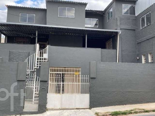 Casa com 5 quartos à venda no Padre Eustáquio, Belo Horizonte  por R$ 700.000