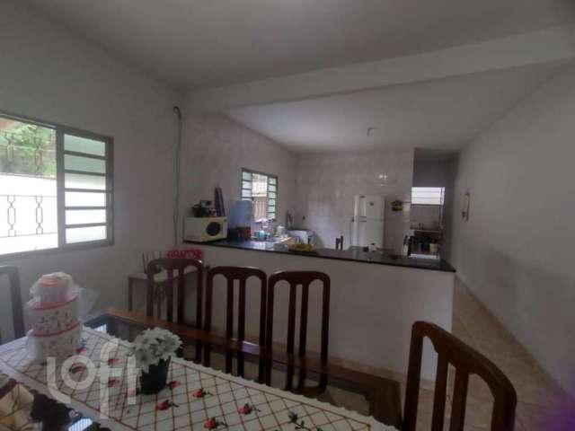 Casa com 4 quartos à venda em Eldorado, Lagoa Santa  por R$ 550.000