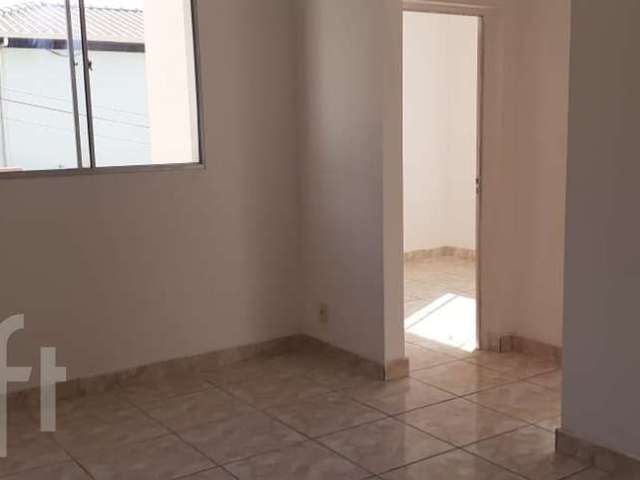 Apartamento com 2 quartos à venda no Frei Leopoldo, Belo Horizonte  por R$ 150.000