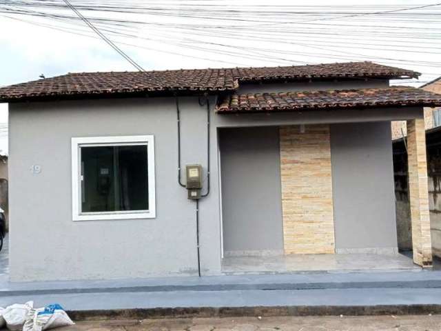 Casa com 2 quartos em condomínio fechado! área privativa de 56m².