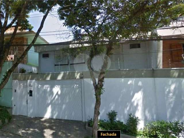 Casa com 3 quartos à venda em Campo Belo - SP