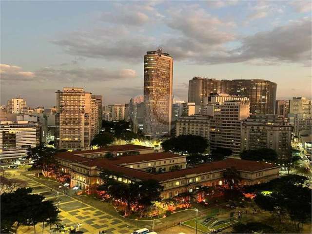 Apartamento à venda em República - SP