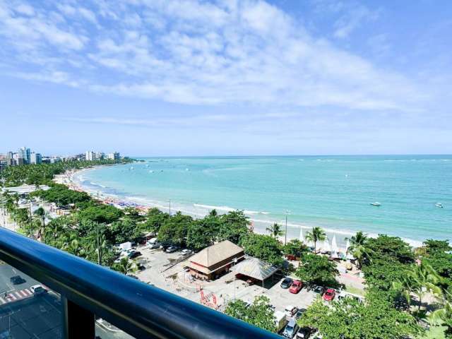 Imagine viver em um apartamento à beira-mar na Praia da Pajuçara, um dos locais mais desejados de Maceió.